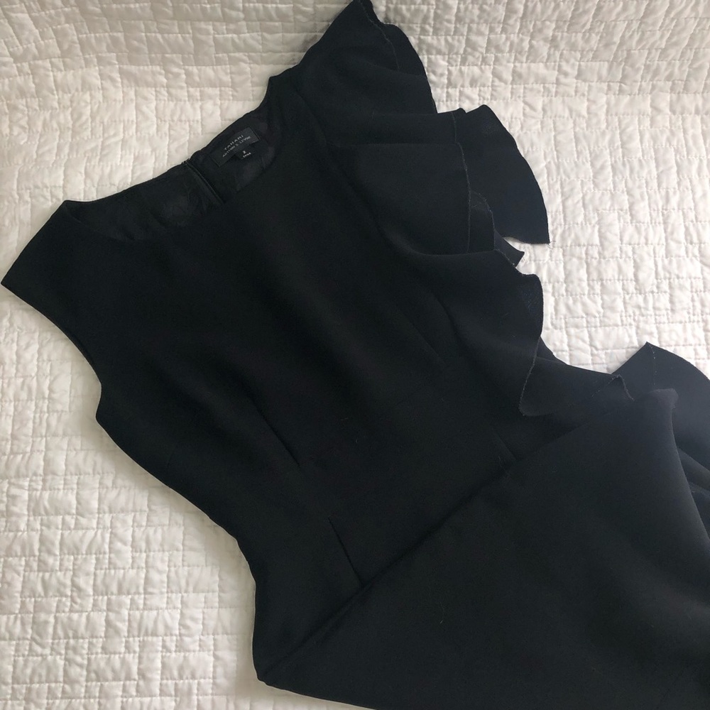 Tahari Black Dress, size 2, business or cocktail